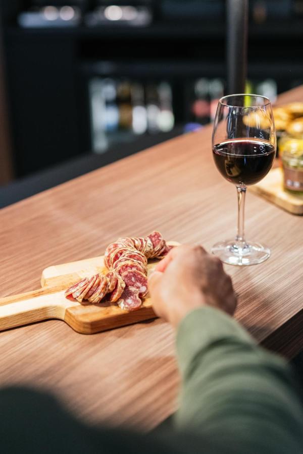 Mercure Brest Centre Port Екстериор снимка