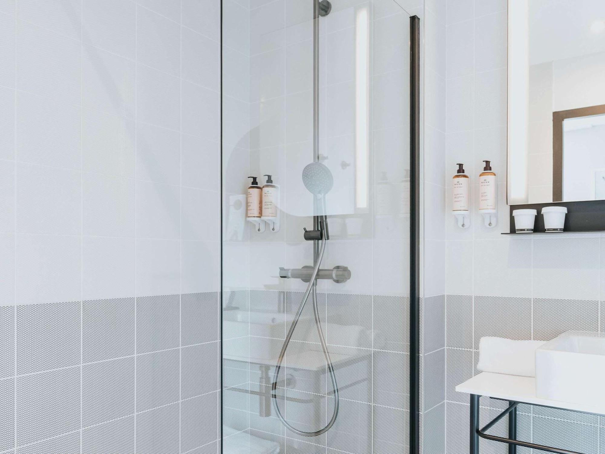 Mercure Brest Centre Port Екстериор снимка