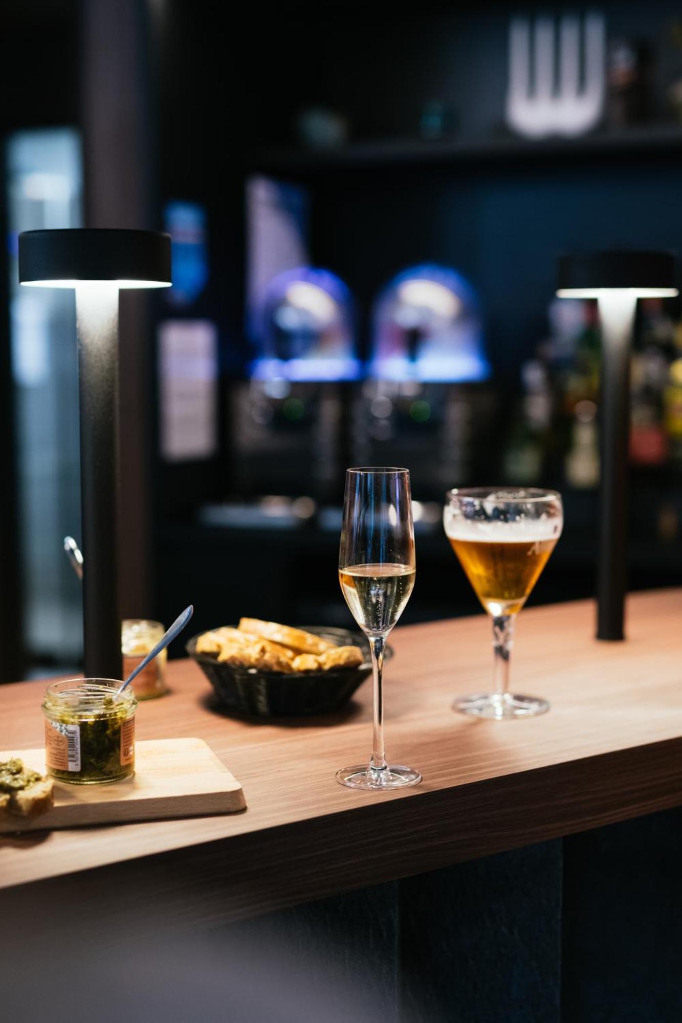 Mercure Brest Centre Port Екстериор снимка